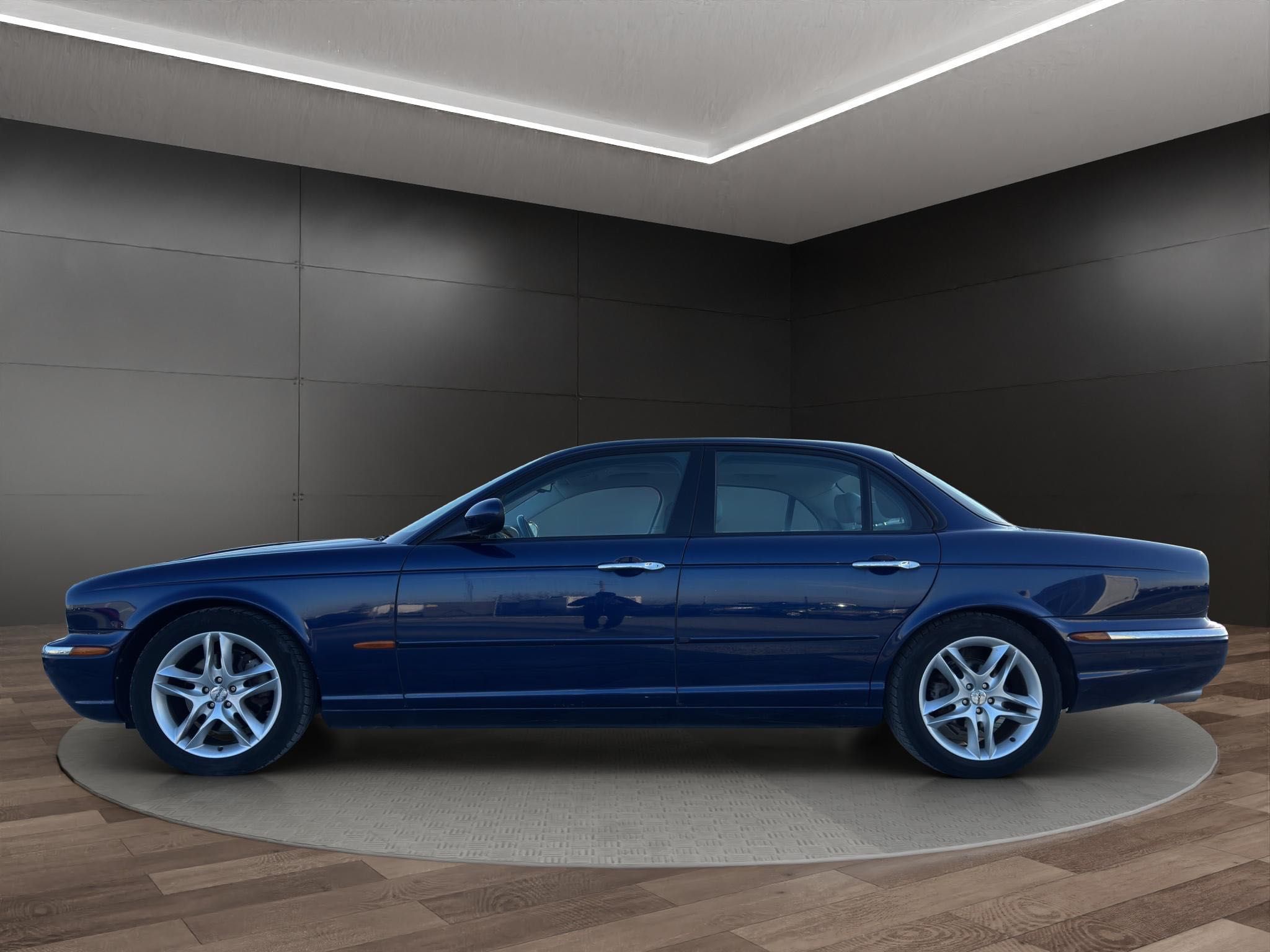 JAGUAR XJ - Rate fara avans!