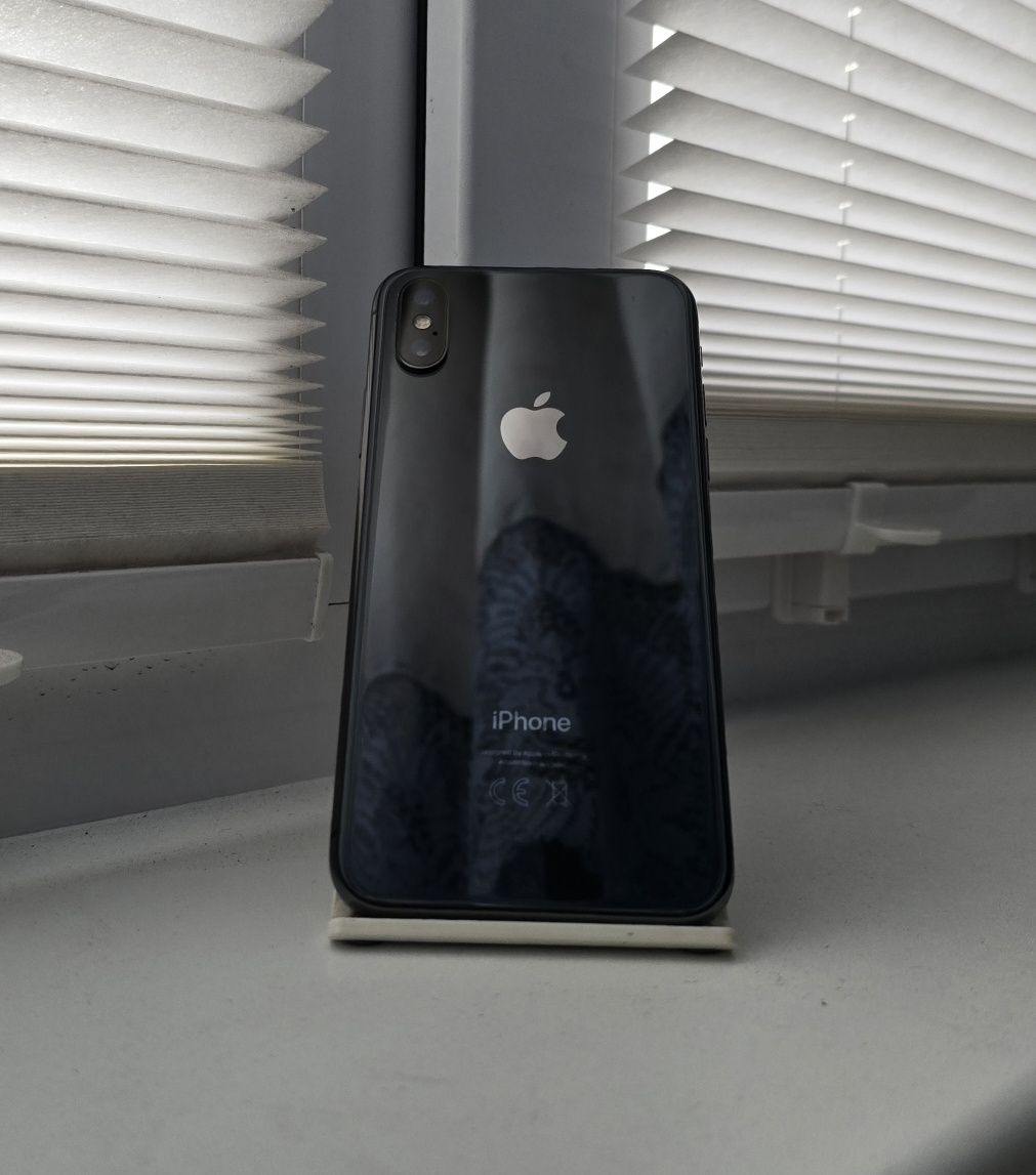 IPhone Х/256     .