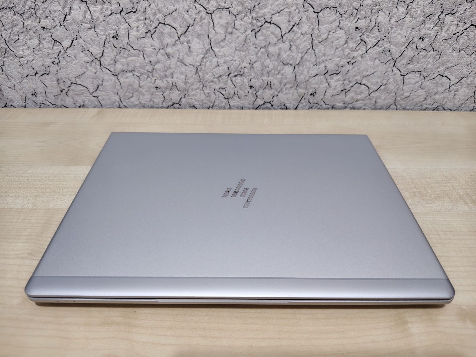 HP EliteBook 735 G6 13,3"IPS FHD/RYZEN 5 PRO 3500U/8GB DDR4/512GB NVMe