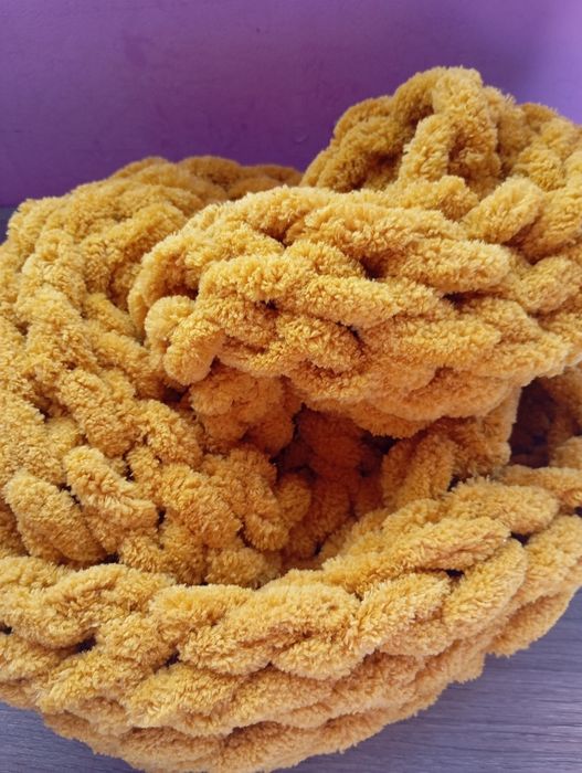 Дамски шал-Ализе Пуфи