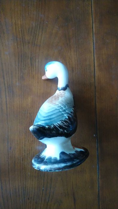 Порцеланова фигура " патица ".