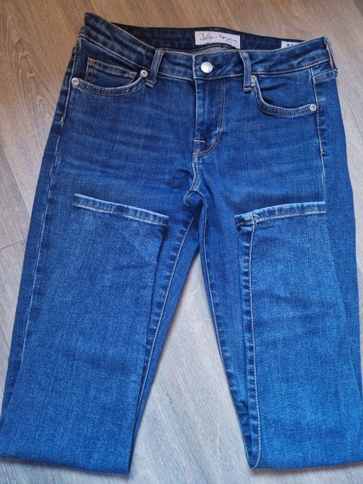Vând jeans diferite mărci