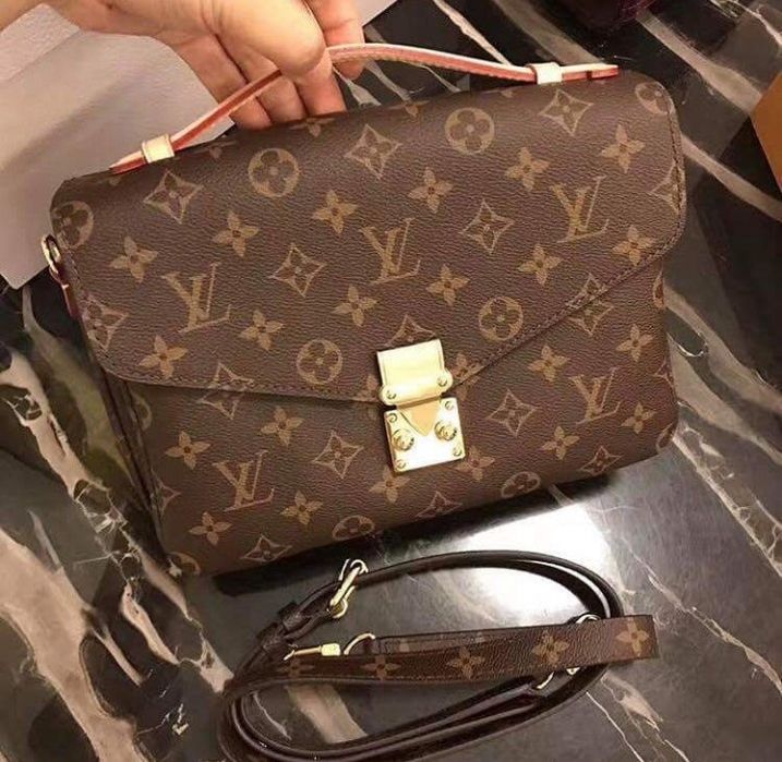 Set(geanta +portofel),model Pochette Metis,curea detasabila,saculet