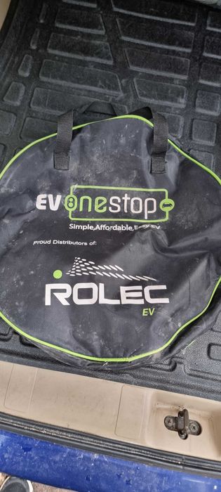 Кабел за зареждане на електромобил