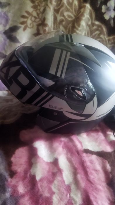 Продам новый гермошлем модуляр.