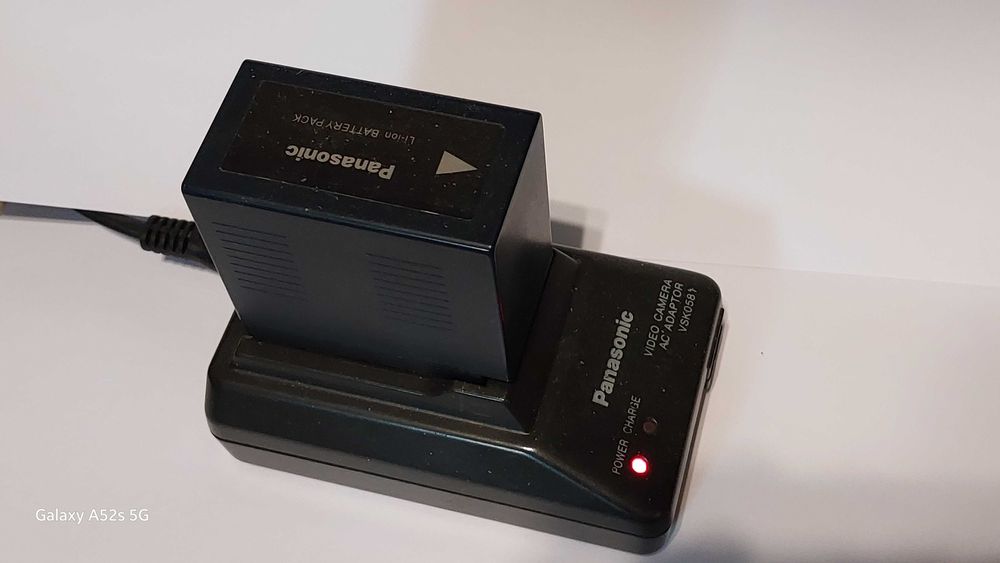 Camera  Panasonic AG UX 90