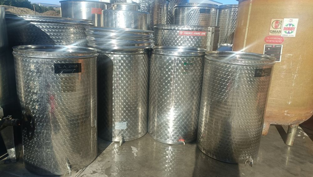 Cisterne butoaie pentru vin