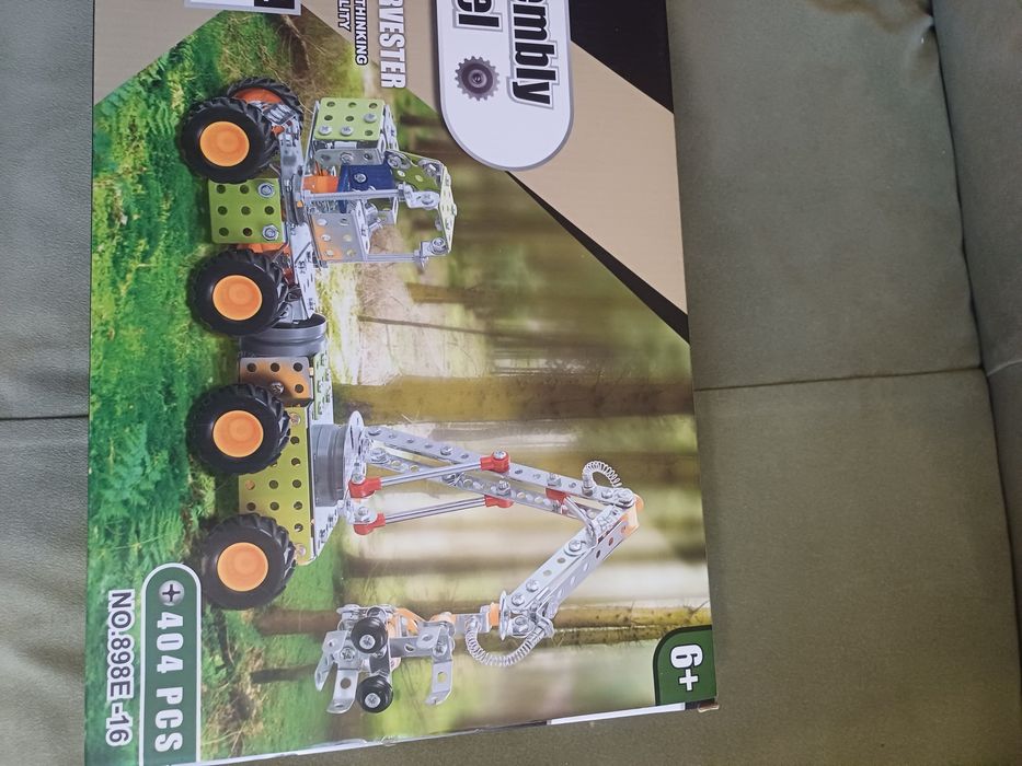 Продам детский металлический конструктор