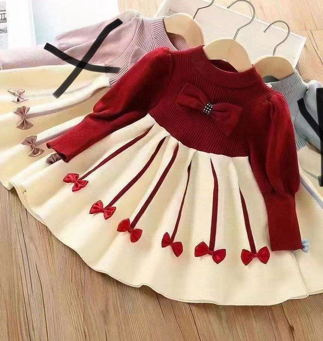 Rochita fetita 10 ani