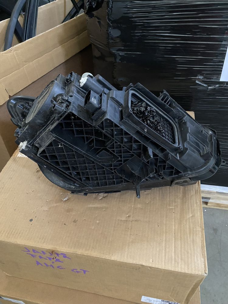 Far stg led Mercedes B class W247 dupa an 2018