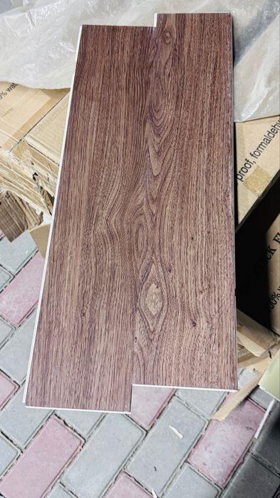 Кварц винил ламинат