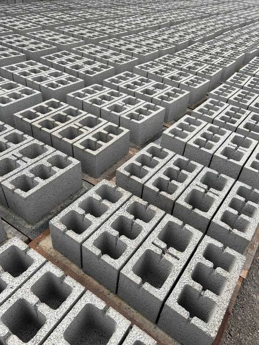 Фасадный Шлакоблок 20х40. В наличии есть. На заказ цветные сможем