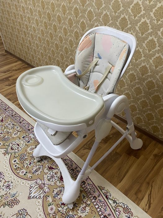 Детский стульчик для кормления