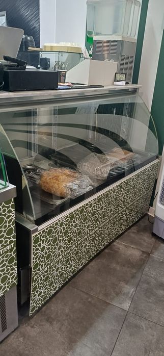 Vitrină frigorifică