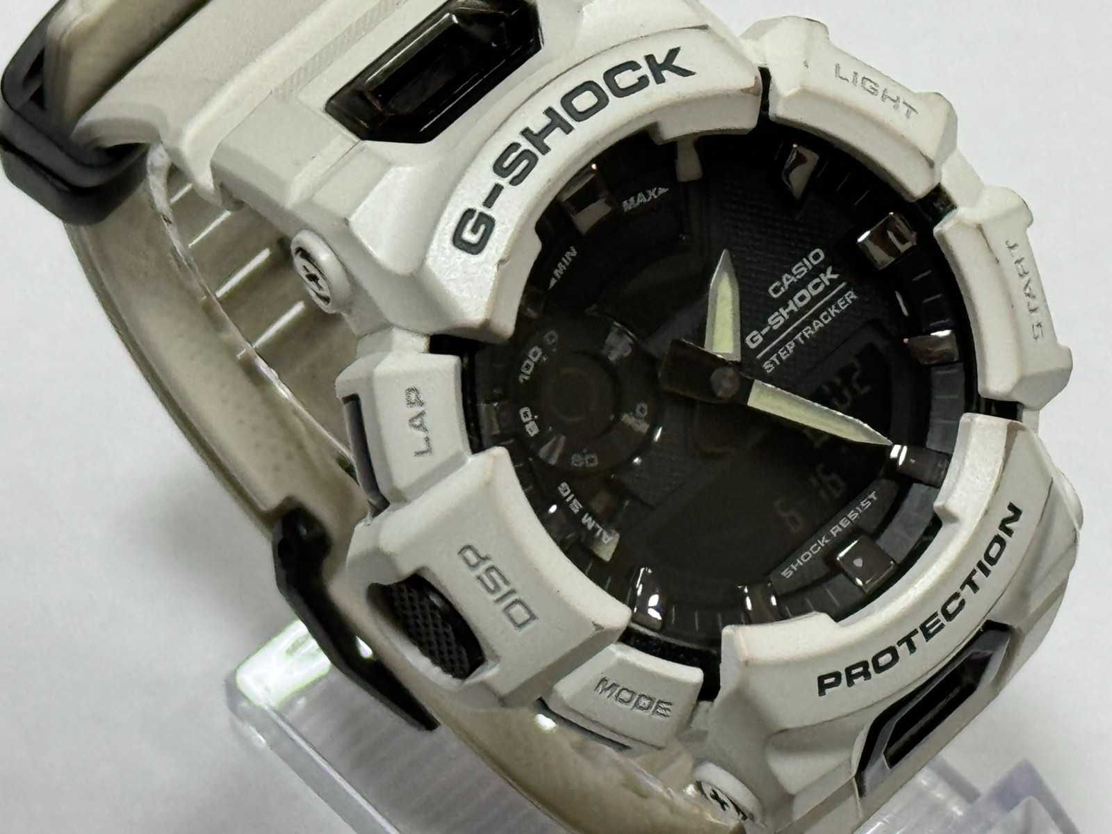 Часовник Casio G-Shock GBA-900-7AER