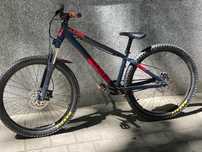 Продавам drag c2 dirt jump 2021