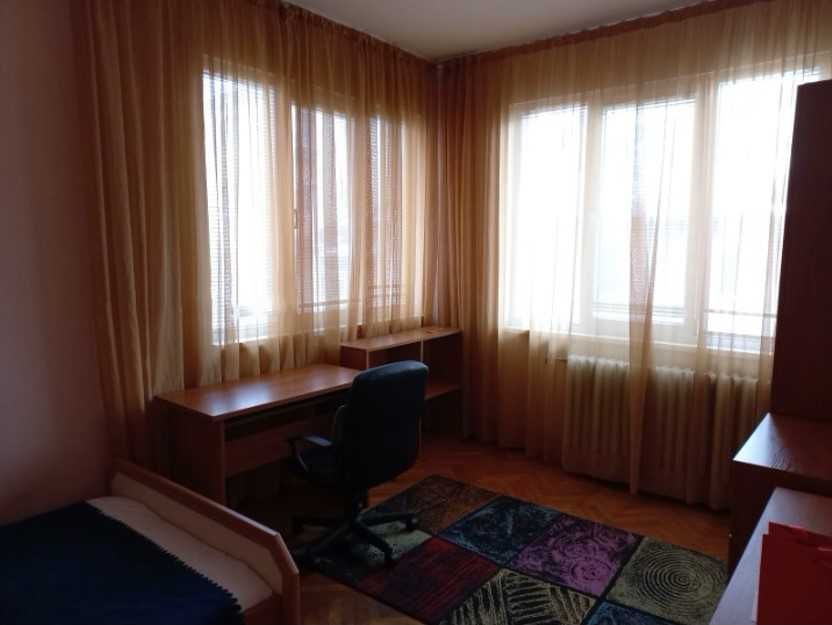 Дава се под наем Едностаен апартамент в София, Център - 40 кв.м за 390 € - Снимка #1