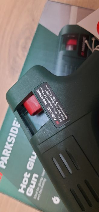 Pistol de lipit la cald Parkside, diametru 7mm,60w,200  C, 220V,Nou!