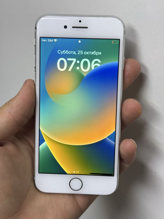 Продаю Iphone 8 64gb в идеале