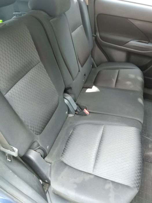 Mitsubishi Outlander 7 locuri 4WD