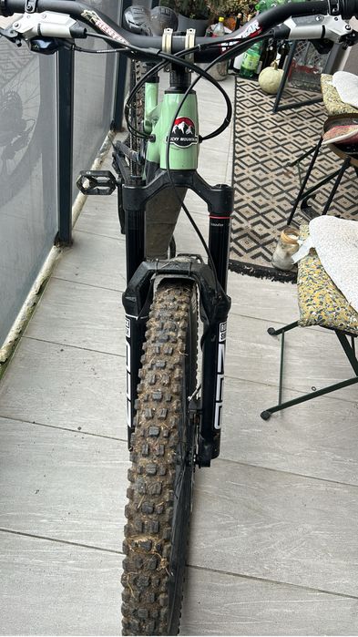 Rockshox Zeb Select + 3.1 170mm