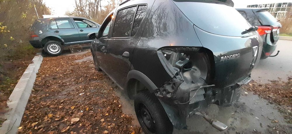 Vand Dacia Sandero an 2017 pentru dezmembrari