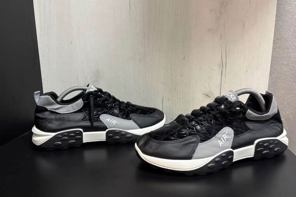 Мъжки      Обивки