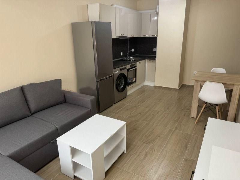 Дава се под наем Двустаен апартамент в София, Зона Б-19 - 60 кв.м за 600 € - Снимка #1