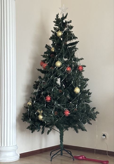 Продам Новогоднюю Елку