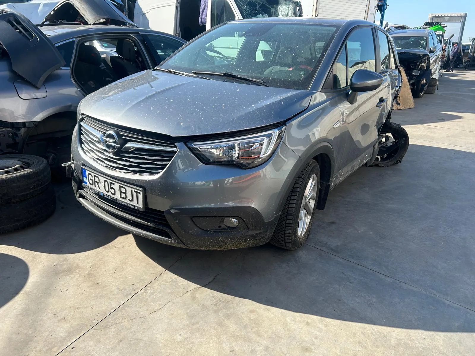 Fata completa (capota,bara,trager,grila,aripi,faruri) opel crossland x