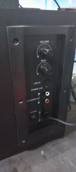 Активен буфер с колони Edifier x600 2.1