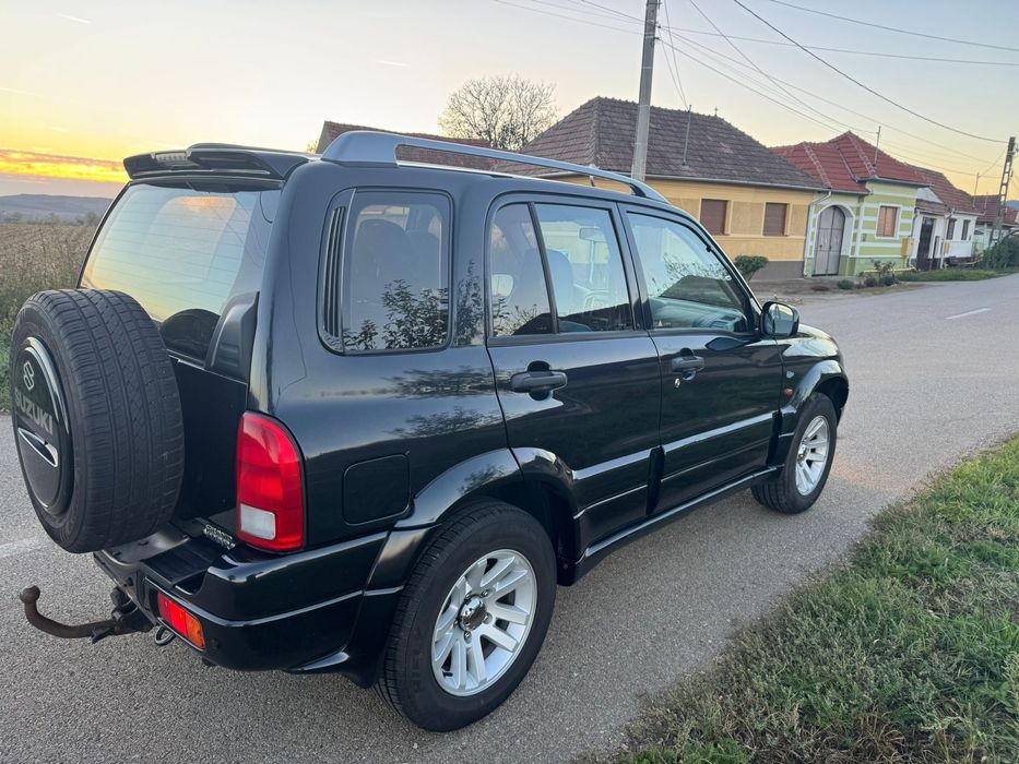 Suzuki Grand Vitara 2.0 benzina automata