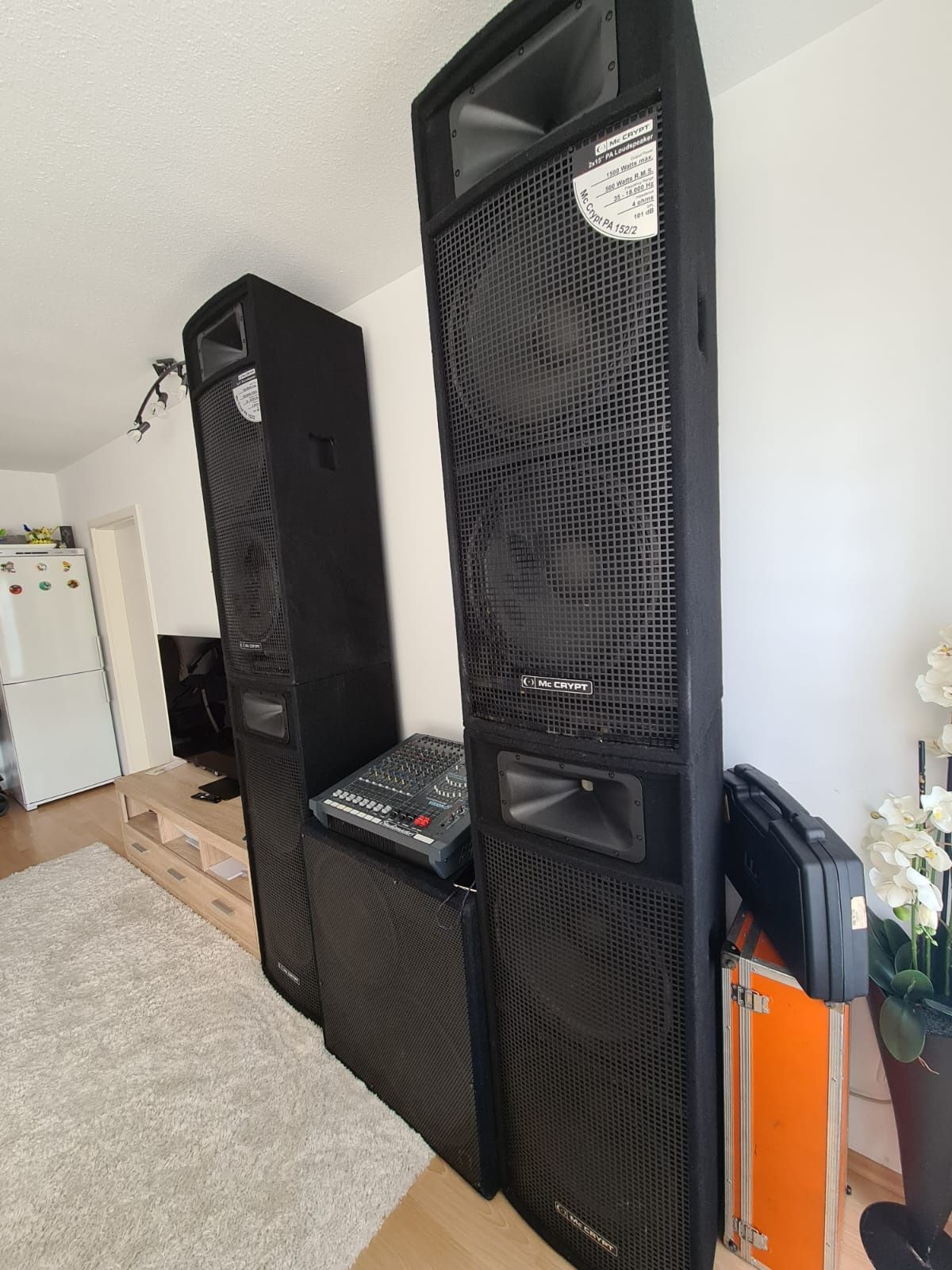 Boxe profesionale McCrypt PA 152/2 – 2x15", 1500W max, 2 bucăți