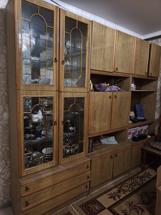 Стенка горка в гостиную