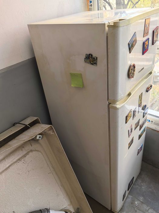 Хладилник Crown безупречен