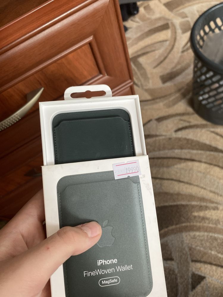 Картхолдер apple продам