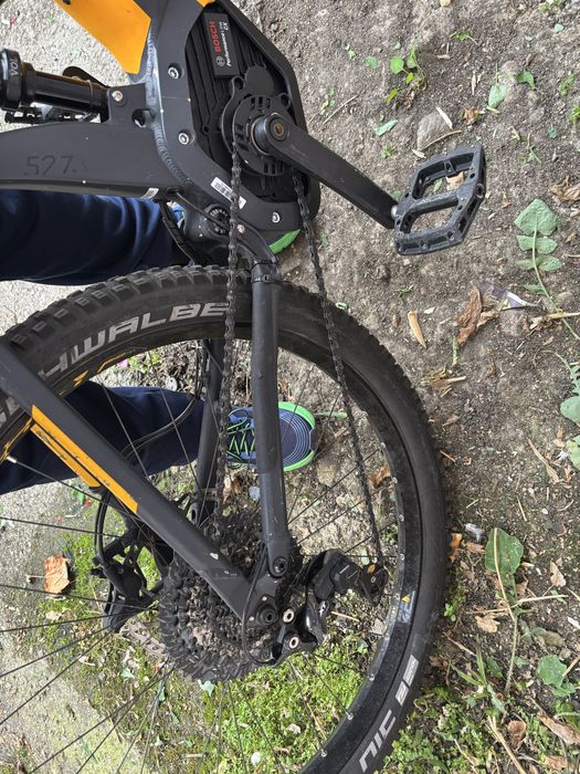 Bicicleta full suspension Electrica