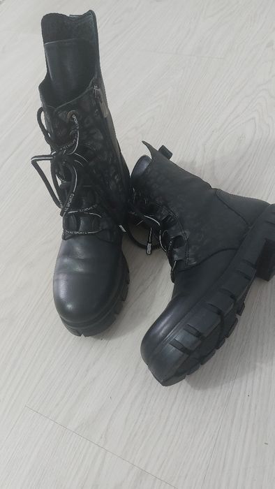 Ghete piele marimea 36