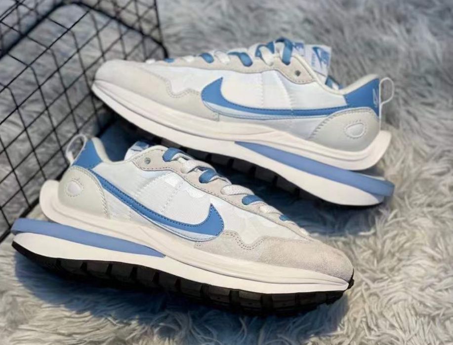 Дамски маратонки Sacai x Nike VaporWaffle Sesame and Beige Haze Blue