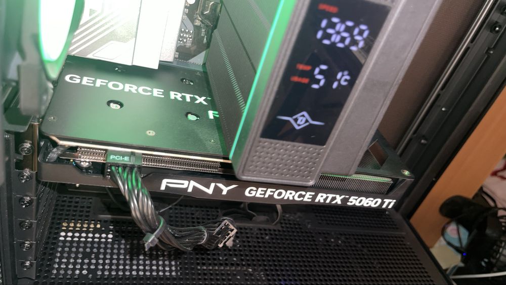 RTX  5060 ti 8gb yangi