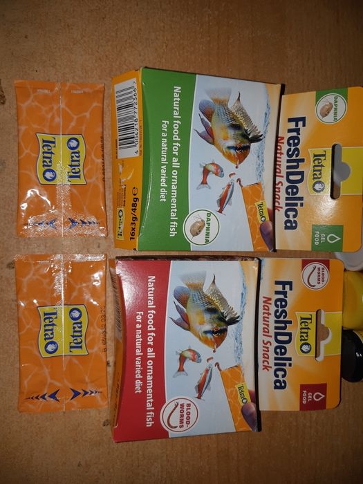 Mancare, hrana pesti Tetra