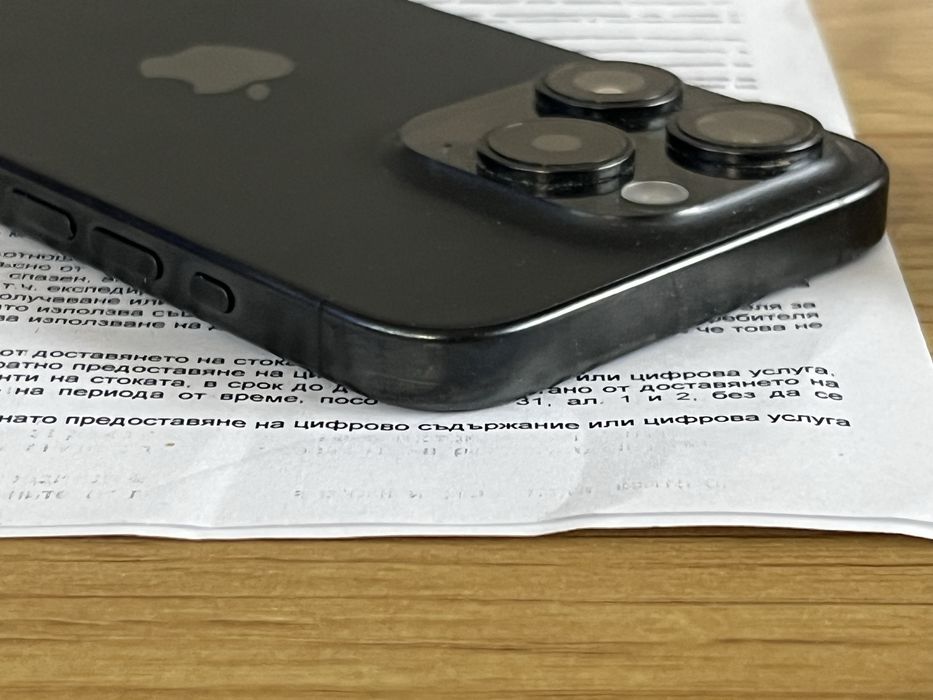 Бартер гаранционен iPhone 15 pro 256gb black
