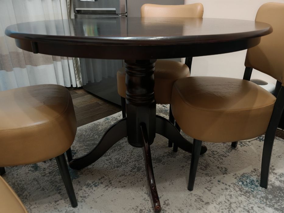 Masa lemn  Mobexpert rotunda (d:106cm)cu 4 scaune