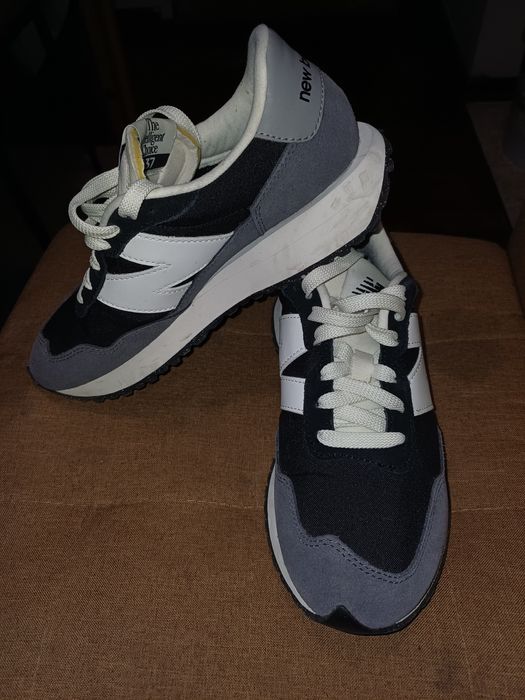 NEW Balance 237.