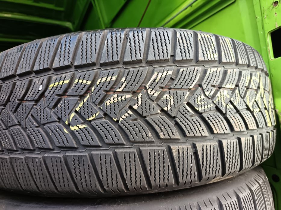 Anvelope MS iarna 235 60 18 Dunlop 2021 5mm