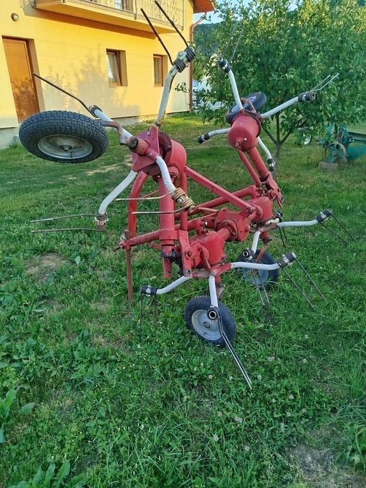 Greble adunat și întors fân, cositoare laterala