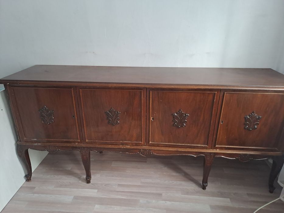 Мебель из чистого дерева