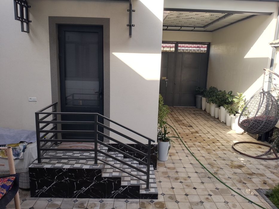 Қизларга ижара уй. Метро Толариқ. 2 та қиз ижарага қўямиз.