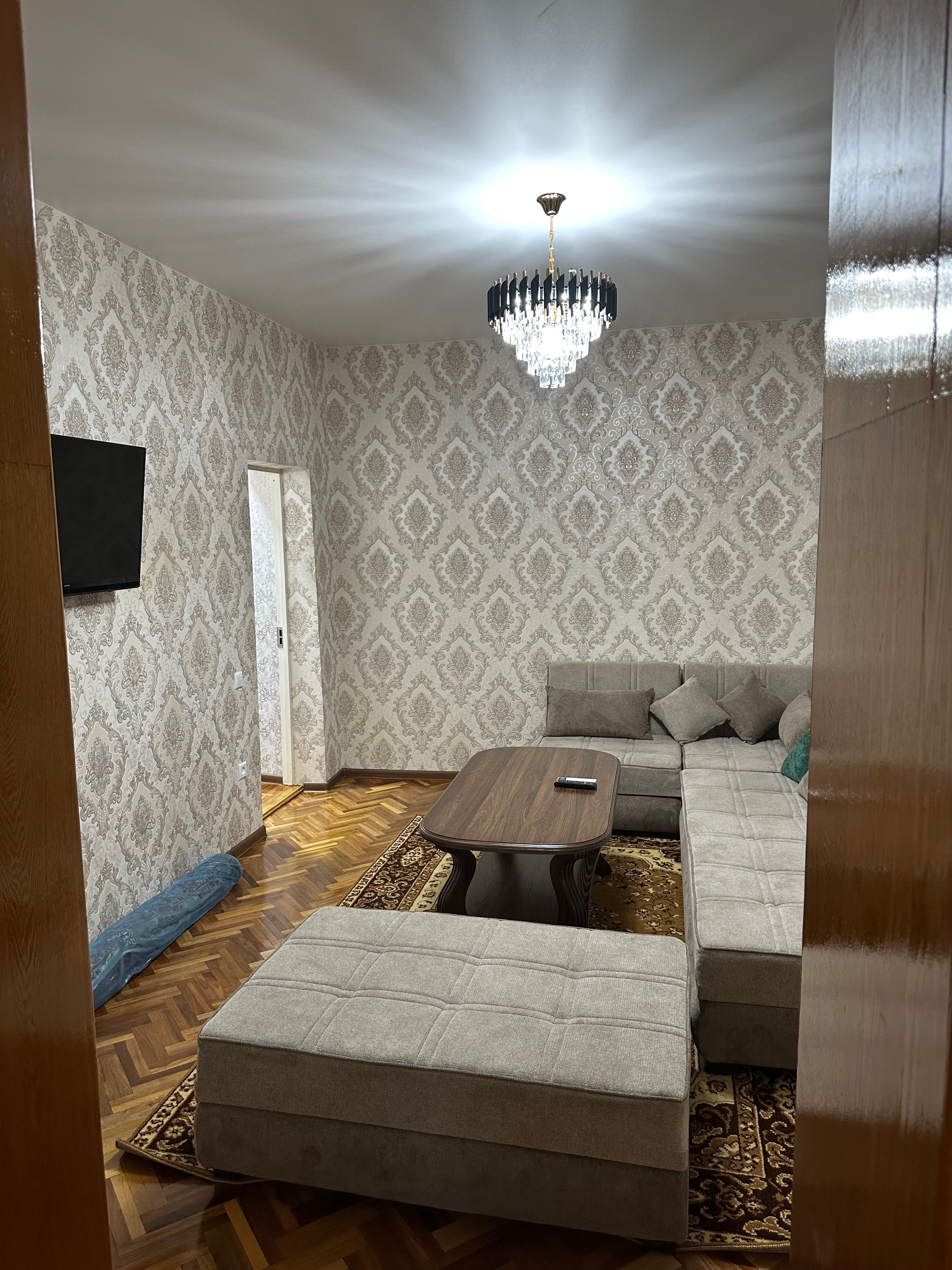 Сдам 2х комнатную квартиру на Новомосковской на долгий срок