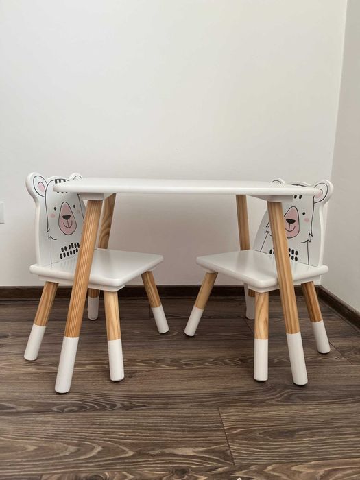 Masuta si doua scaune pentru activitati copii 3-5 ani
